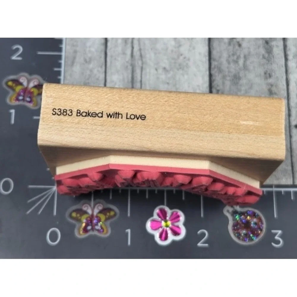 JRL Design Baked With Love S383 Heart 2X2.75 Rubber Stamp #Q91